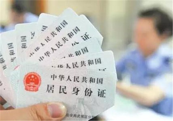 苦命的東莞仔們，下個月起你們到手的工資又減少了！